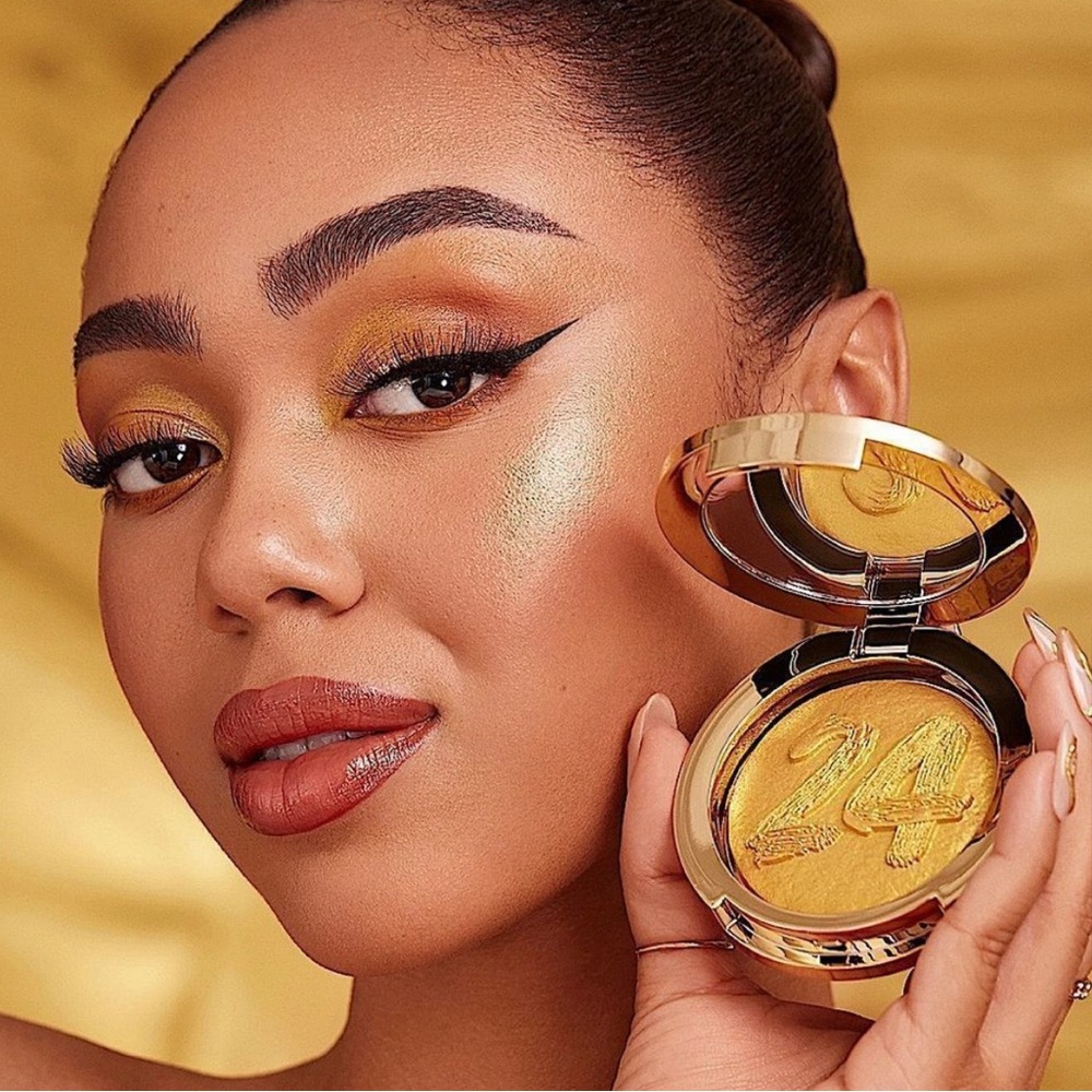 Sold!!🚫Kylie Cosmetics 24k Highlighter Good As Gold. - Picture 2 of 3